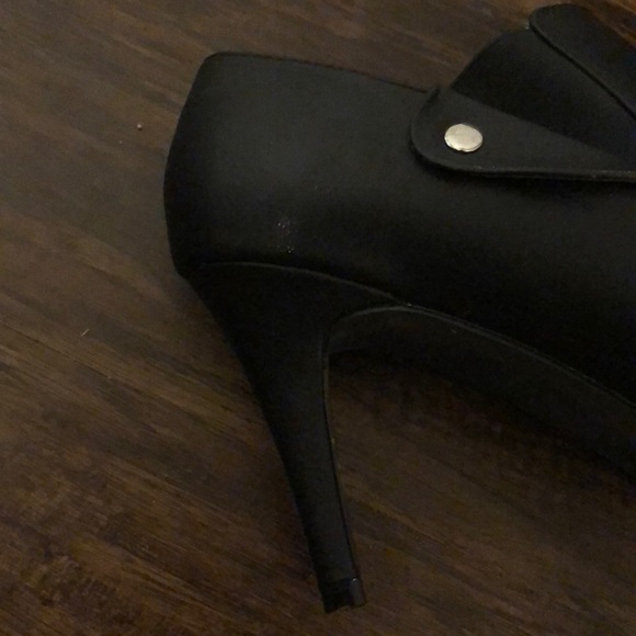 Covington heels, size 11 US - Picture 4 of 4